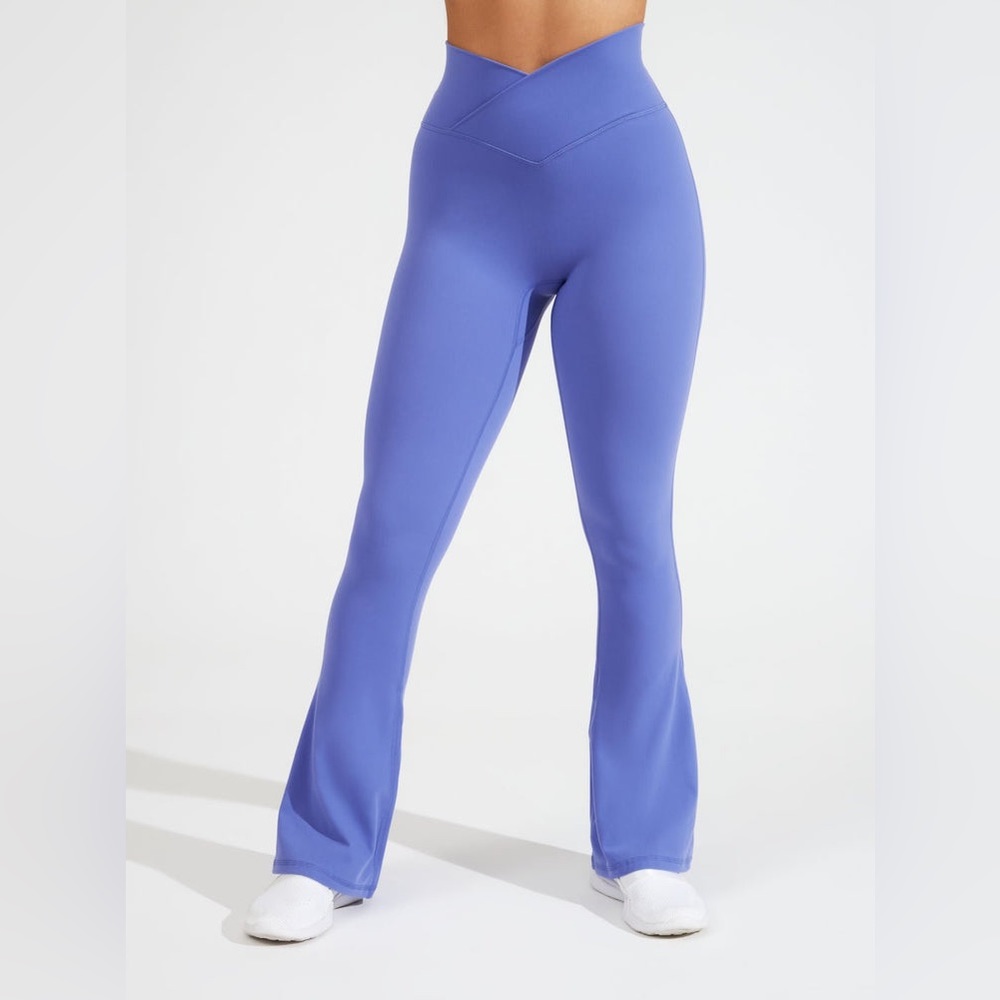 EUC BuffBunny Sire Flare Legging - Very Peri